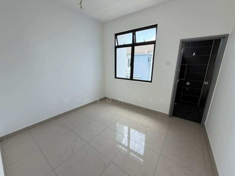 Taman Austin Duta - 3