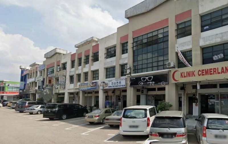 3 Storey Shop @ Jalan Kenanga x, Taman Desa Cemerlang, Ulu Tiram, Johor untuk Untuk Disewa - RM 1,500 /bulan, Mac 2026 - Exterior - PropertyGuru.com.my