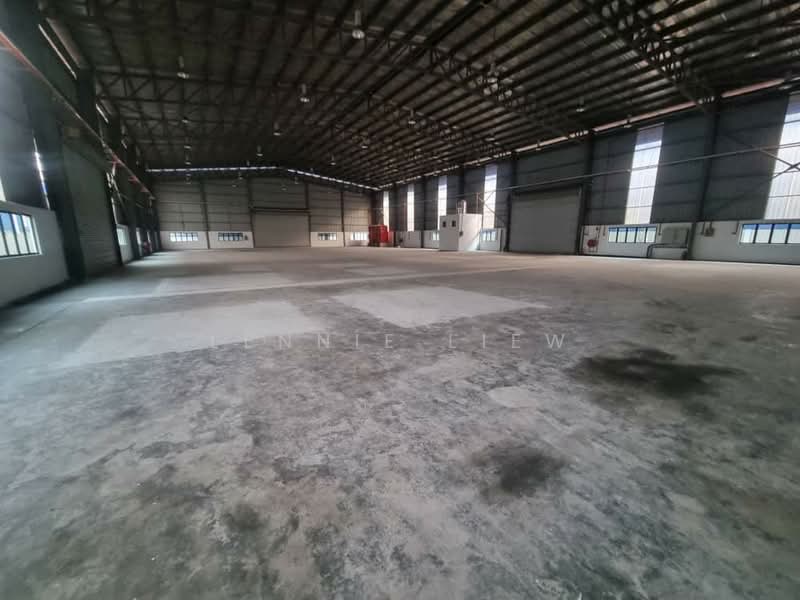 Warehouse for Rent in Puncak Alam (Selangor) - Lennie Liew - Interior - PropertyGuru.com.my