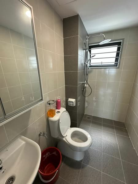Cassia Residence @ Laman View untuk Untuk Disewa - RM 1,700 /bulan, Apr 2026 - Bathroom - PropertyGuru.com.my