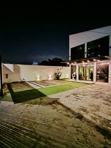 Jalan Yahya AWAL JB Town Area 2 Storey bungalow untuk Untuk Disewa - RM 16,000 /bulan, Mac 2026 - Exterior - PropertyGuru.com.my