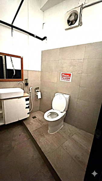 Office for Rent in Seksyen 13 (Petaling Jaya) - Andrew Chng - Bathroom - PropertyGuru.com.my