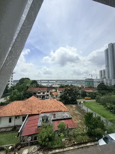 Putri Indah Condominium untuk Untuk Disewa - RM 1,000 /bulan, Mac 2026 - Exterior - PropertyGuru.com.my