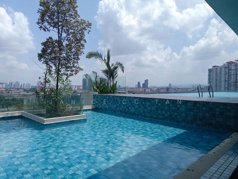 Zefer Hill Residence untuk Untuk Dijual - RM 578,000, Mac 2026 - Pool - PropertyGuru.com.my
