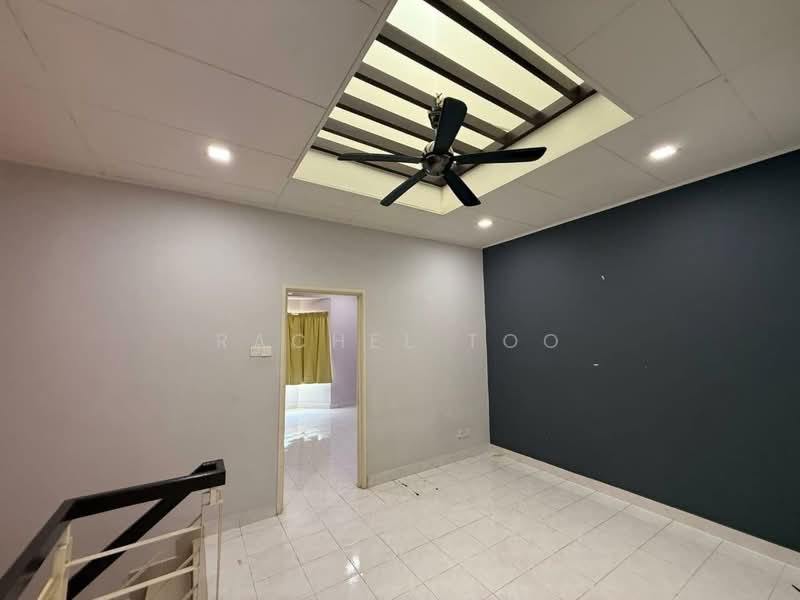 Taman Bukit Subang untuk Untuk Dijual - RM 695,000, Mac 2026 - Interior - PropertyGuru.com.my