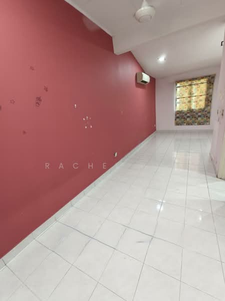 Taman Bukit Subang untuk Untuk Dijual - RM 695,000, Mac 2026 - Interior - PropertyGuru.com.my