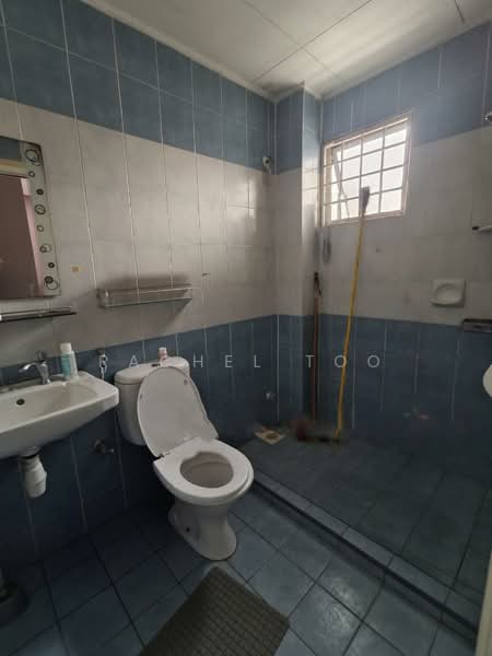 Taman Bukit Subang untuk Untuk Dijual - RM 695,000, Mac 2026 - Bathroom - PropertyGuru.com.my