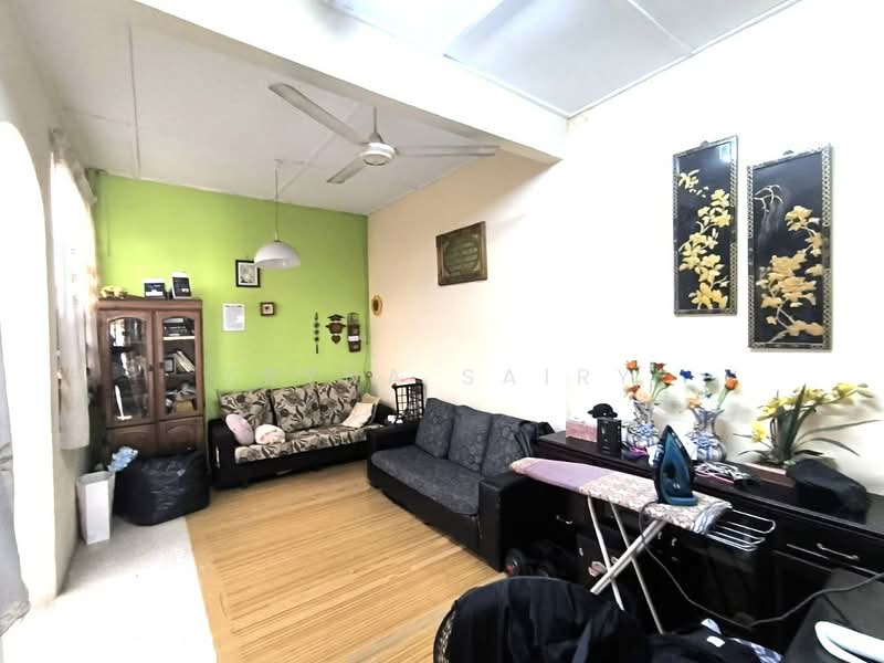 Seksyen 14 untuk Untuk Dijual - RM 950,000, Mac 2026 - Living Room - PropertyGuru.com.my