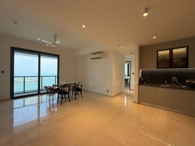 Marriott Residence @ Gurney untuk Untuk Dijual - RM 2,800,000, Mac 2026 - Living Room - PropertyGuru.com.my