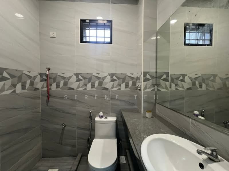 2-storey Terraced House for Sale in Taman Kulai Utama (Kulai) - Serene Teh - Bathroom - PropertyGuru.com.my
