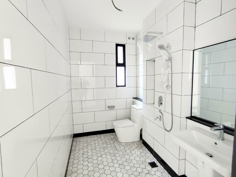 2-storey Terraced House for Sale in Shah Alam (Selangor) - N. Melisa - Bathroom - PropertyGuru.com.my