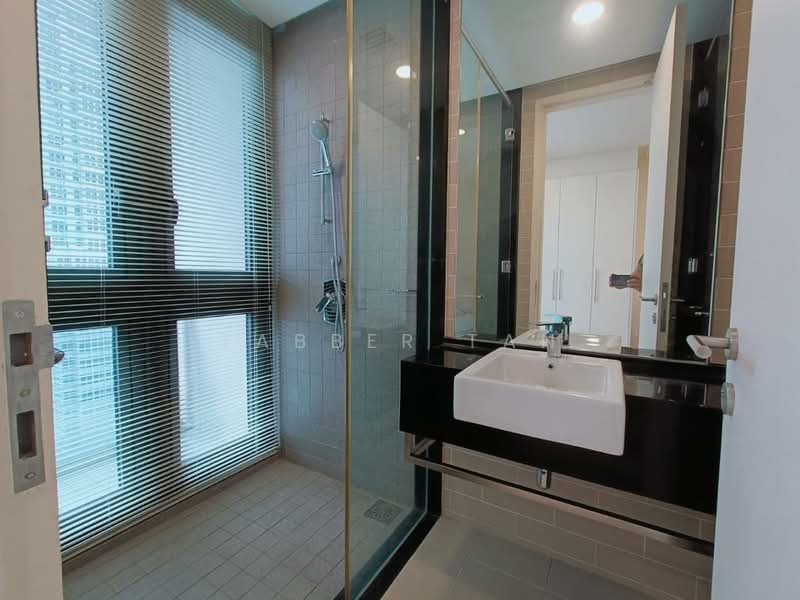 Condominium for Rent at The Capsquare Residences - Tabber Tan - Bathroom - PropertyGuru.com.my