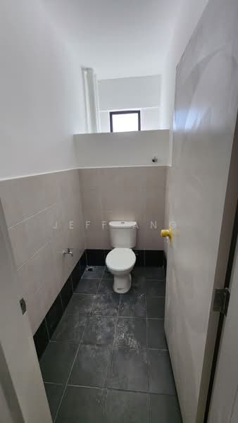 Shop / Office for Rent in Skudai (Johor) - Jeff Ang - Bathroom - PropertyGuru.com.my