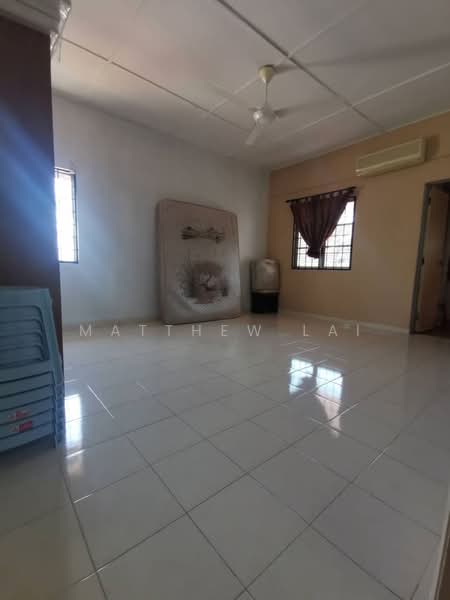 2-storey Terraced House for Sale in Bandar Mahkota Cheras (Cheras) - Matthew Lai - Living Room - PropertyGuru.com.my