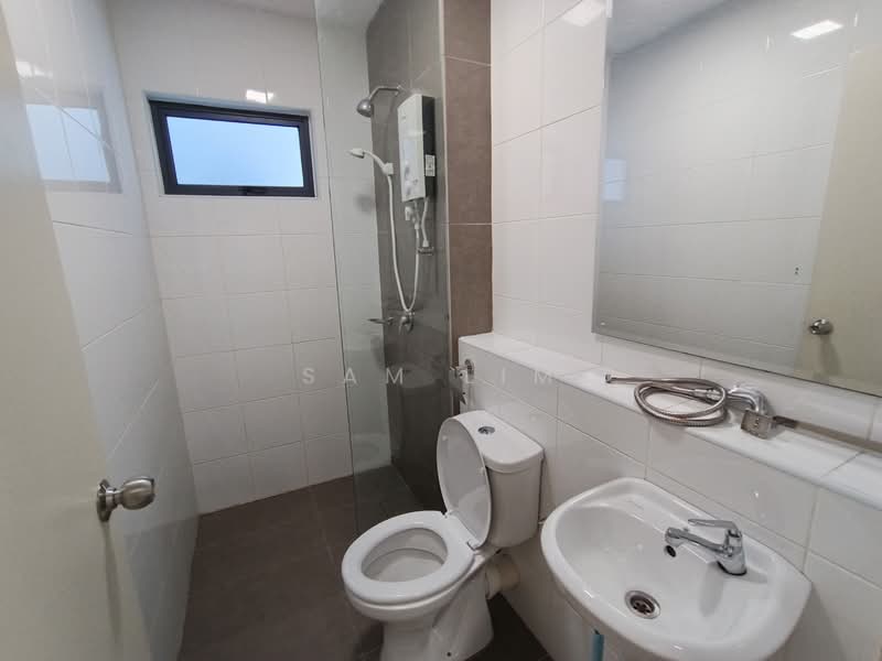 Condominium for Rent at Kingfisher Inanam Condominium - Sam Lim - Bathroom - PropertyGuru.com.my