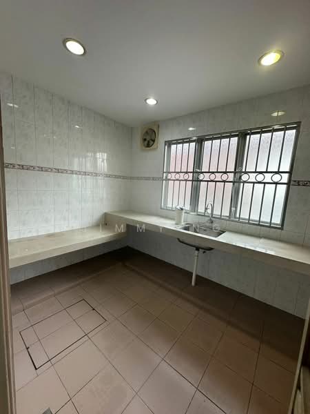 2-storey Terraced House for Sale in Bandar Mahkota Cheras (Cheras) - Jimmy Ng - Kitchen - PropertyGuru.com.my