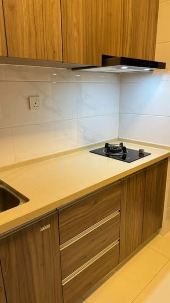 Kediaman Servis untuk Dijual di Country Garden Central Park - Daniel Wong - Kitchen - PropertyGuru.com.my
