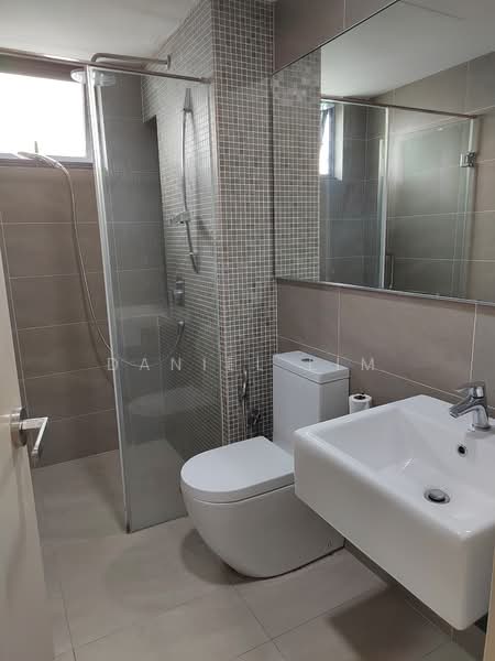 Service Residence for Sale at V Residence 2 @ Sunway Velocity - Daniel Lim - Bathroom - PropertyGuru.com.my