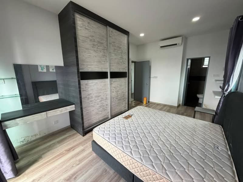 For Rent - P' Residence