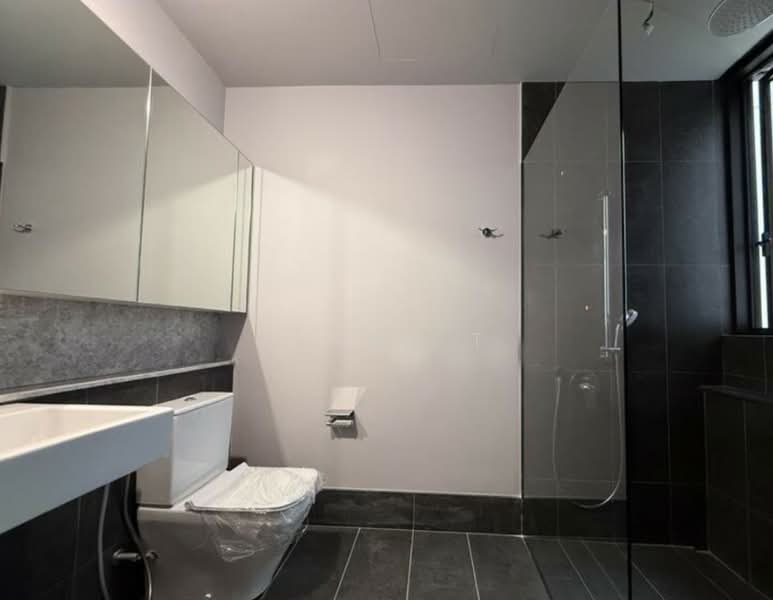 Service Residence for Sale at Jendela Residences - Ivann T - Bathroom - PropertyGuru.com.my
