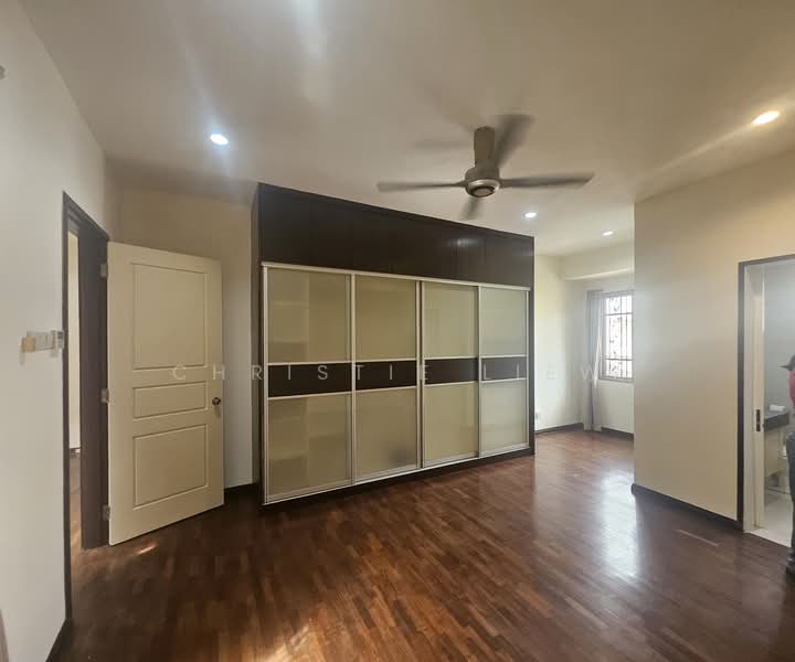 Bukit Jelutong untuk Untuk Dijual - RM 1,050,000, Mac 2026 - Bedroom - PropertyGuru.com.my