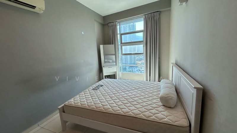 Condominium for Sale at The Brezza - Vivien Cheah - Bedroom - PropertyGuru.com.my