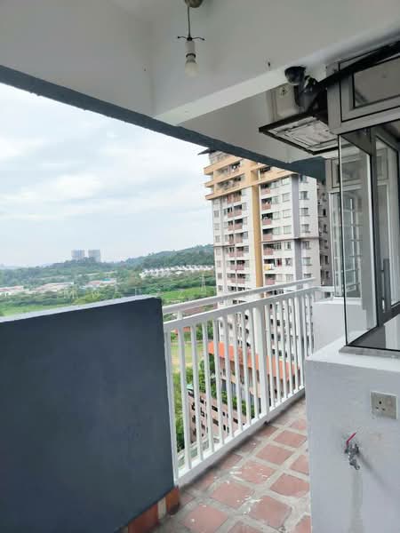 Condominium for Sale at Perdana Exclusive - Mu'izz Halim - Balcony - PropertyGuru.com.my