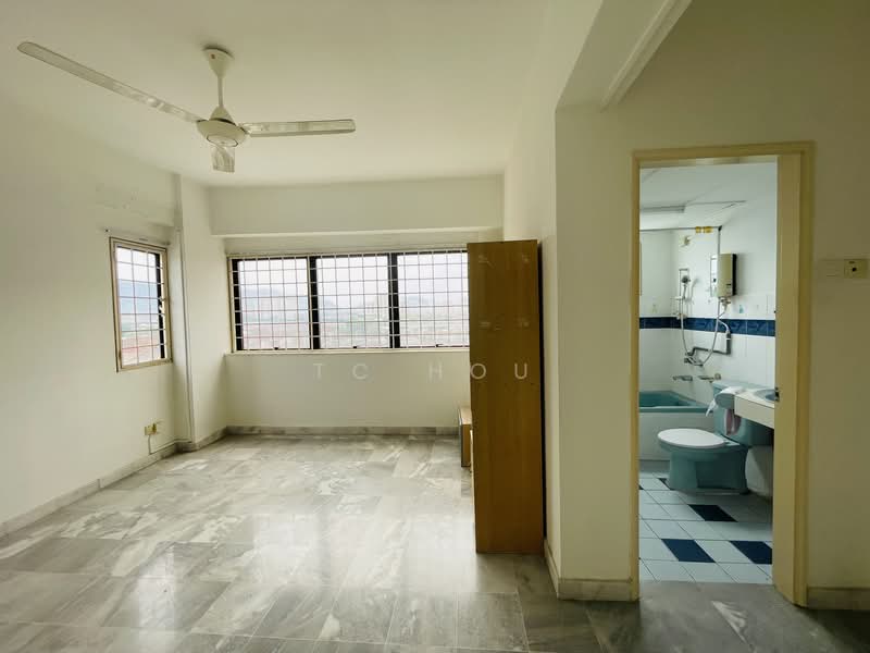 Condominium for Sale at Chancellor - TC Hou - Interior - PropertyGuru.com.my