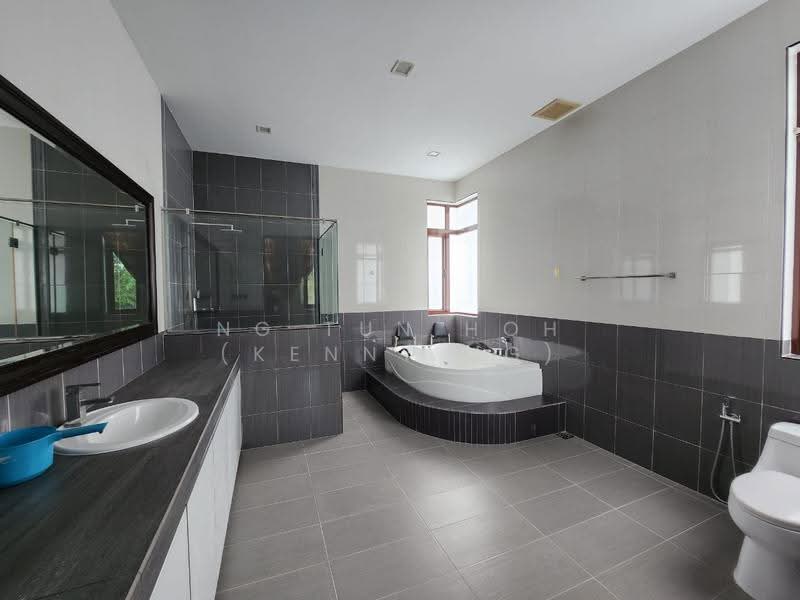 Bungalow House untuk Disewa di Setia Eco Park (Setia Alam) - Ng Tun Hoh (Kenny Ng) - Bathroom - PropertyGuru.com.my
