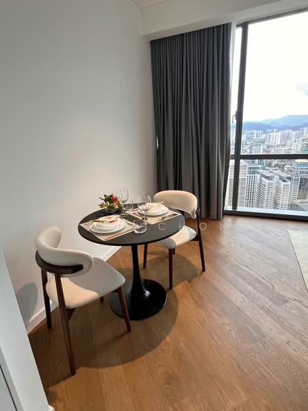 SO Sofitel Kuala Lumpur Residences untuk Untuk Disewa - RM 6,000 /bulan, Mac 2026 - Dining Room - PropertyGuru.com.my