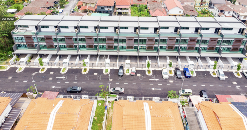 Townhouse for Rent in Villa Domus (Batu Caves) - Dennix Chin - Exterior - PropertyGuru.com.my