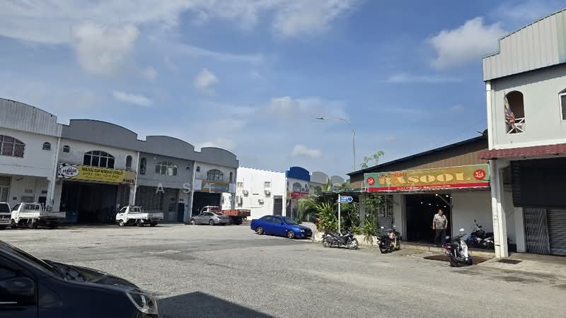 Factory for Sale in Taman Perindustrian Tago (Kepong) - Jasemin Chia - Exterior - PropertyGuru.com.my