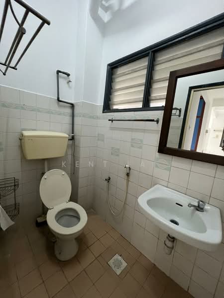 2-storey Terraced House for Sale in Usj 3 (Subang Jaya) - Kent Lai - Bathroom - PropertyGuru.com.my