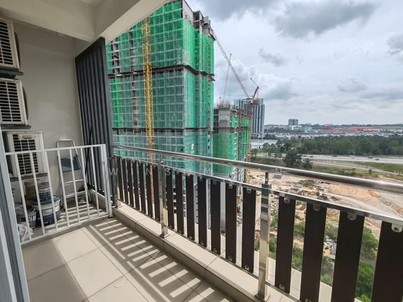 Service Residence for Sale at D'Secret Garden (Pangsapuri Kempas Indah) - Winson Tan - Balcony - PropertyGuru.com.my