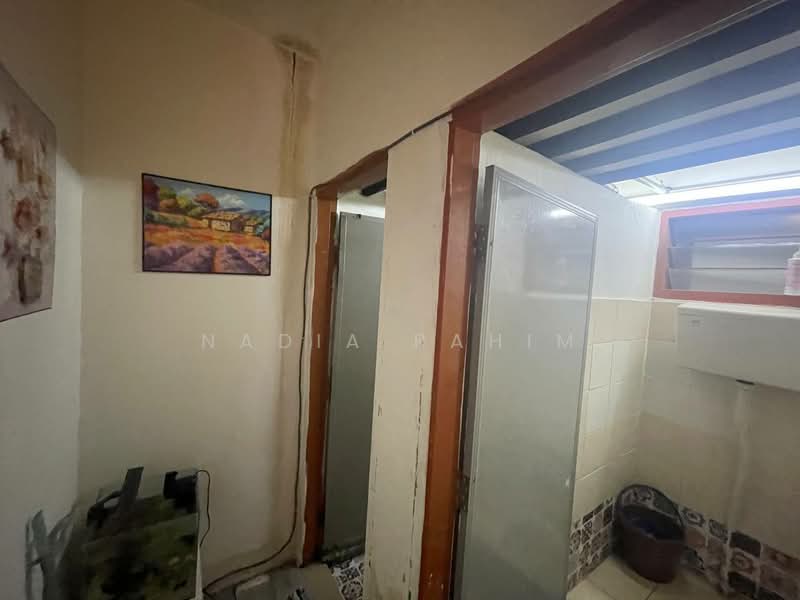 Flat for Sale at Rebana Flat - Nadia Rahim - Bathroom - PropertyGuru.com.my