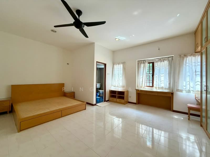 2-storey Terraced House for Sale in Taman Chee Seng (Tanjung Bungah) - Ping Koay - Bedroom - PropertyGuru.com.my