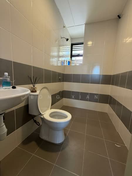 Semi-Detached House for Sale in Kuching (Sarawak) - Bong Xian - Bathroom - PropertyGuru.com.my