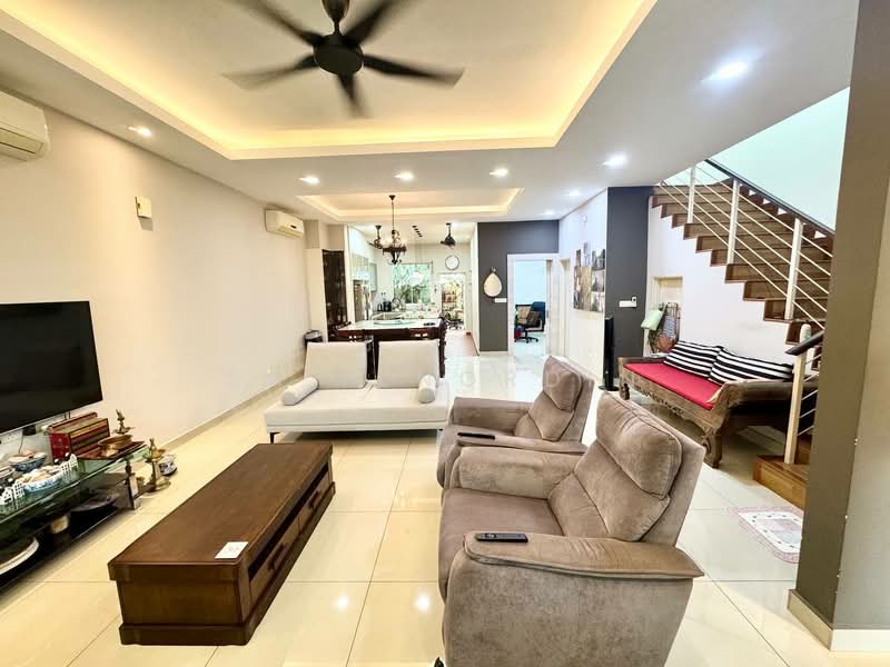 2-storey Terraced House for Sale in Cyberjaya (Selangor) - Sa'a Nordin - Living Room - PropertyGuru.com.my