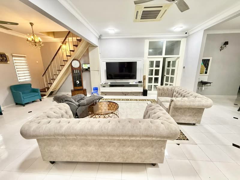 Jalan Pekaka Seksyen 8, Kota Damansara untuk Untuk Dijual - RM 2,800,000, Mac 2026 - Living Room - PropertyGuru.com.my