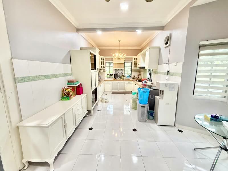 Jalan Pekaka Seksyen 8, Kota Damansara untuk Untuk Dijual - RM 2,800,000, Mac 2026 - Kitchen - PropertyGuru.com.my