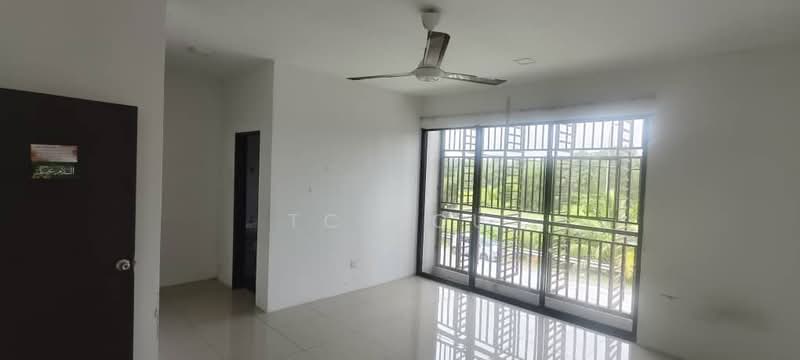 Allamanda @ Saujana KLIA untuk Untuk Dijual - RM 495,000, Mac 2026 - Living Room - PropertyGuru.com.my