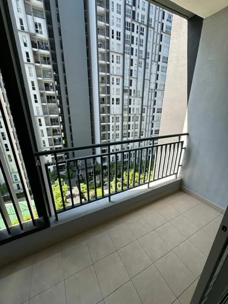 Sanderling Lakefront untuk Untuk Disewa - RM 2,499 /bulan, Apr 2026 - Balcony - PropertyGuru.com.my