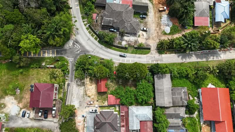 Kajang CORNER FREEHOLD Bungalow Lot Jalan Raja Nong Chik Sungai Merab Kajang untuk Untuk Dijual - RM 540,000, Mac 2026 - Exterior - PropertyGuru.com.my