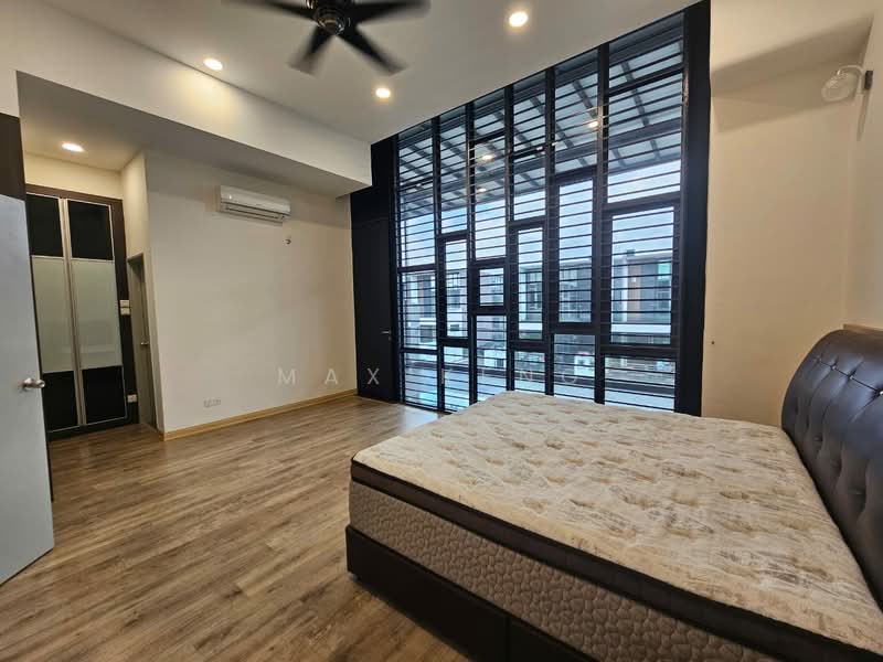 2-storey Terraced House for Sale in Bandar Pulai Jaya (Kulai) - Max Keng - Bedroom - PropertyGuru.com.my
