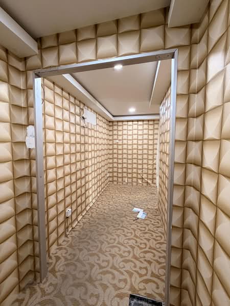 Street Mall @ One South, Seri Kembangan untuk Untuk Disewa - RM 2,300 /bulan, Mac 2026 - Interior - PropertyGuru.com.my