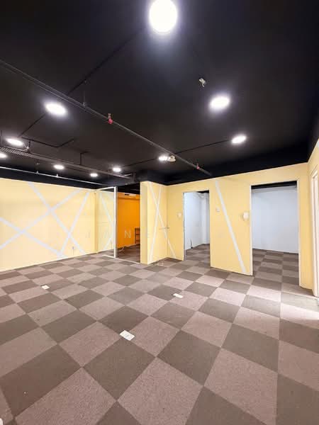 Street Mall @ One South, Seri Kembangan untuk Untuk Disewa - RM 2,300 /bulan, Mac 2026 - Interior - PropertyGuru.com.my