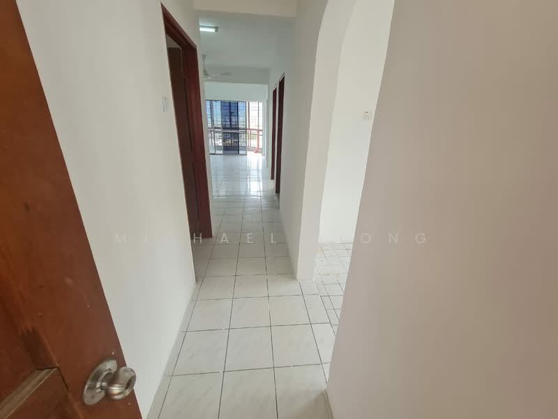 Flat for Sale at Taman Tun Teja - Michael Siong - Corridor - PropertyGuru.com.my