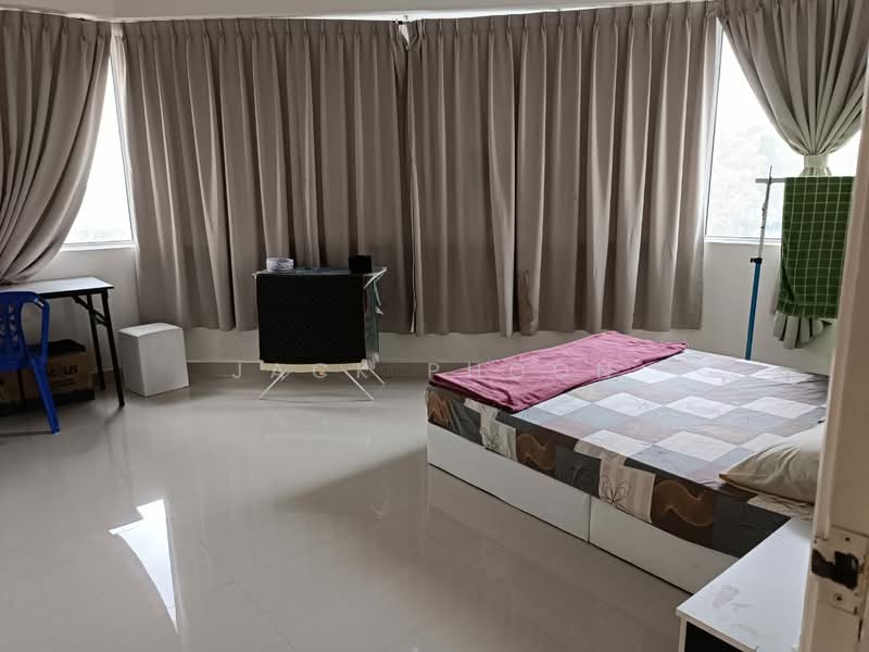 Condominium for Sale at Country Tower Condominium - Jack Phoon - Bedroom - PropertyGuru.com.my