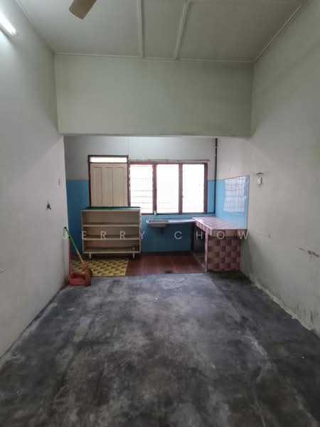 Taman Puteri Lindungan Bulan untuk Untuk Dijual - RM 230,000, Mac 2026 - Kitchen - PropertyGuru.com.my