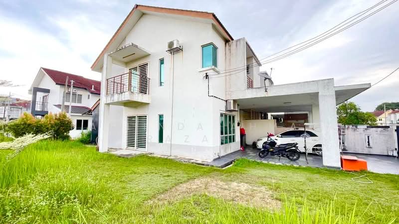 2-storey Terraced House for Sale in Puncak Alam (Selangor) - Haslinda Ahmad Razali - Exterior - PropertyGuru.com.my